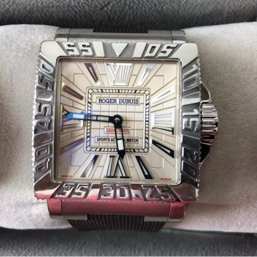 Roger Dubuis Aqua Mare Watch